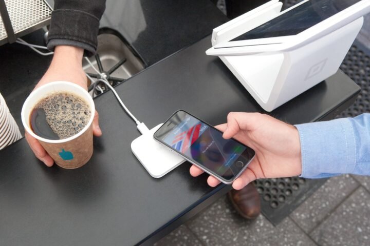 Apple Pay launches in India with Axis Bank credit cards, but no UPI