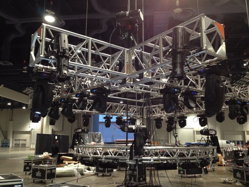 LED ellipsoidal spotlights hanging from a 20.5-inch aluminium truss