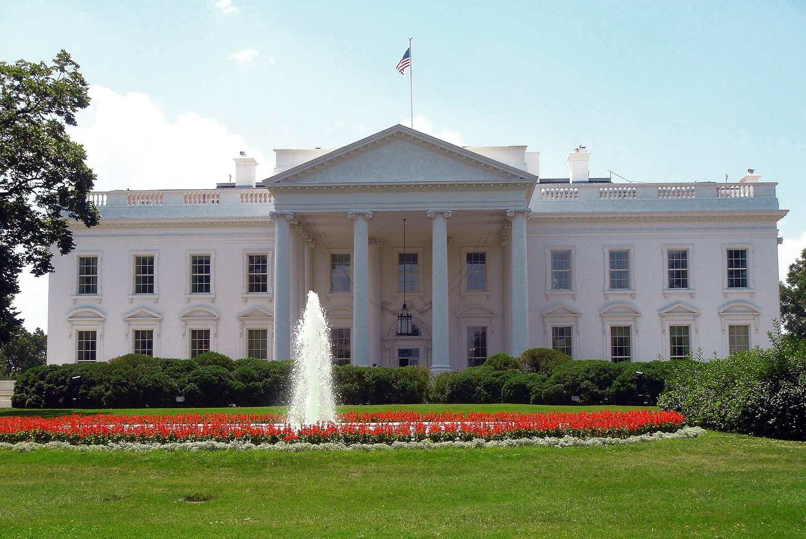 H-1B in 2026: $100,000 fee status, weighted lottery and new rules