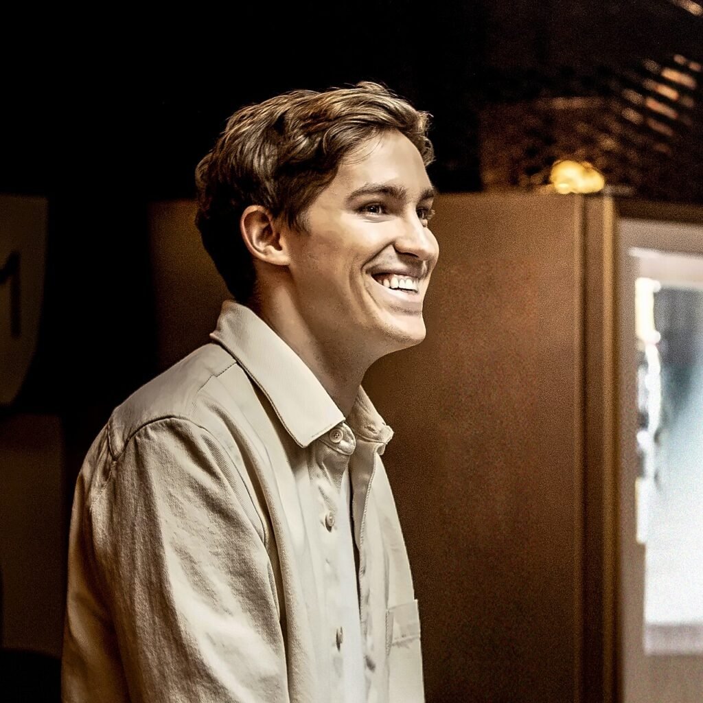 Portrait of ElevenLabs co-founder and CEO Mati Staniszewski