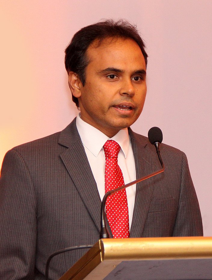 Portrait of Fractal co-founder and group CEO Srikanth Velamakanni