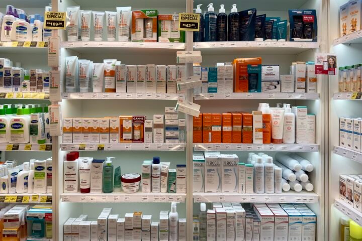 Top 12 Third-Party Skincare Manufacturers in India (2026)