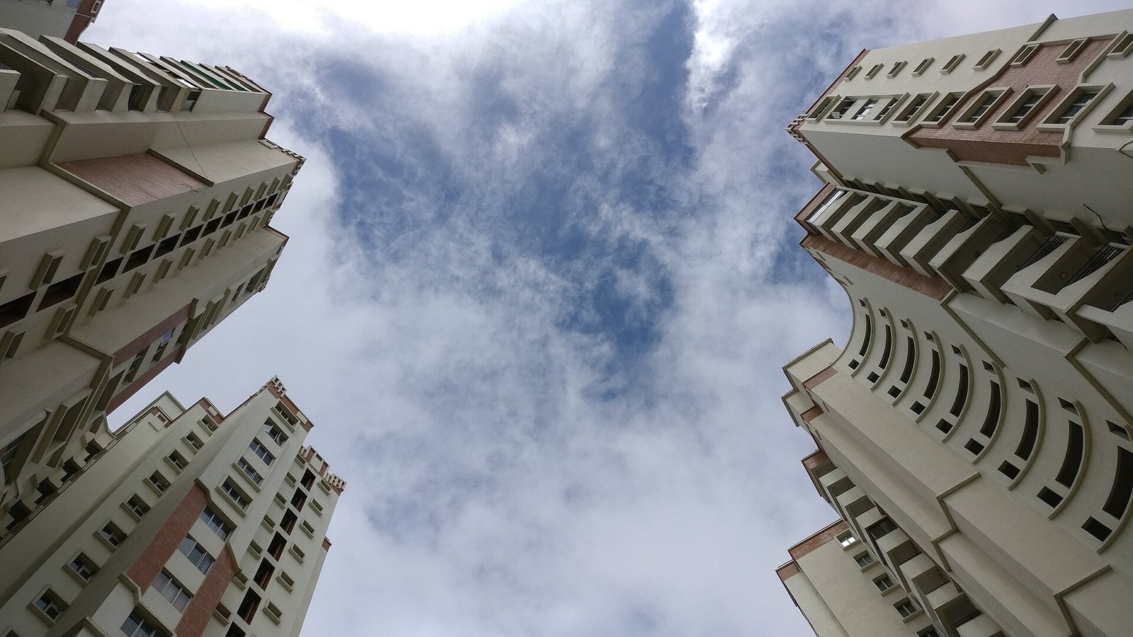HRA exemption calculation 2026: worked examples, old vs new regime